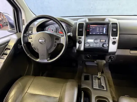 NISSAN Frontier 2.5 SL 4X4 TURBO DIESEL CABINE DUPLA AUTOMÁTICO, Foto 10