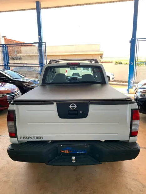 NISSAN Frontier 2.8 4X4 XE TURBO DIESEL CABINE DUPLA, Foto 7 NISSAN Frontier 2.8 4X4 XE TURBO DIESEL CABINE DUPLA, Foto 7