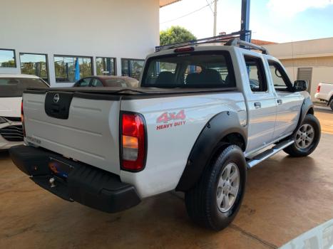 NISSAN Frontier 2.8 4X4 XE TURBO DIESEL CABINE DUPLA, Foto 8 NISSAN Frontier 2.8 4X4 XE TURBO DIESEL CABINE DUPLA, Foto 8