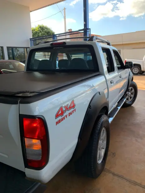 NISSAN Frontier 2.8 4X4 XE TURBO DIESEL CABINE DUPLA, Foto 9 NISSAN Frontier 2.8 4X4 XE TURBO DIESEL CABINE DUPLA, Foto 9