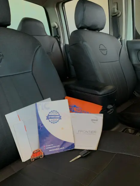 NISSAN Frontier 2.8 4X4 XE TURBO DIESEL CABINE DUPLA, Foto 13 NISSAN Frontier 2.8 4X4 XE TURBO DIESEL CABINE DUPLA, Foto 13