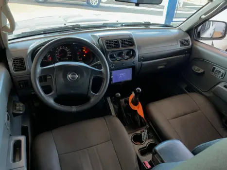 NISSAN Frontier 2.8 4X4 XE TURBO DIESEL CABINE DUPLA, Foto 14 NISSAN Frontier 2.8 4X4 XE TURBO DIESEL CABINE DUPLA, Foto 14