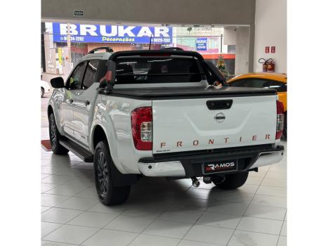 NISSAN Frontier , Foto 3