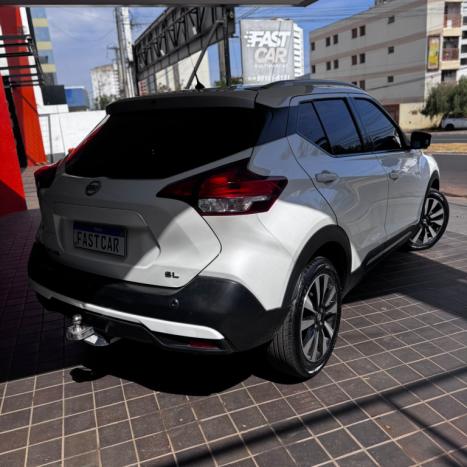 NISSAN Kicks 1.6 16V 4P FLEXSTART SL X-TRONIC AUTOMÁTICO CVT, Foto 5 NISSAN Kicks 1.6 16V 4P FLEXSTART SL X-TRONIC AUTOMÁTICO CVT, Foto 5