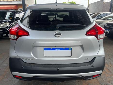 NISSAN Kicks 1.6 16V 4P FLEXSTART SL X-TRONIC AUTOMÁTICO CVT, Foto 6 NISSAN Kicks 1.6 16V 4P FLEXSTART SL X-TRONIC AUTOMÁTICO CVT, Foto 6