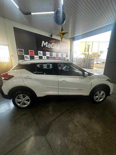 NISSAN Kicks 1.6 16V 4P FLEXSTART S X-TRONIC AUTOMTICO CVT, Foto 4