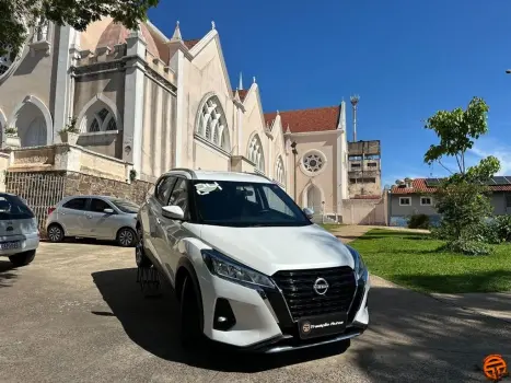 NISSAN Kicks 1.6 16V 4P FLEXSTART SENSE XTRONIC AUTOM�TICO CVT, Foto 2