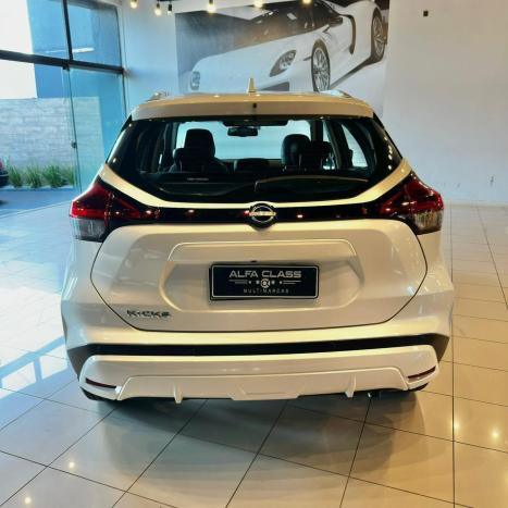 NISSAN Kicks 1.6 16V 4P FLEXSTART EXCLUSIVE XTRONIC AUTOM�TICO CVT, Foto 3