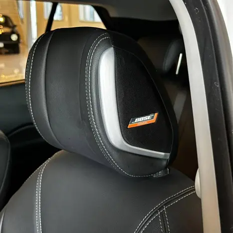 NISSAN Kicks 1.6 16V 4P FLEXSTART EXCLUSIVE XTRONIC AUTOM�TICO CVT, Foto 9