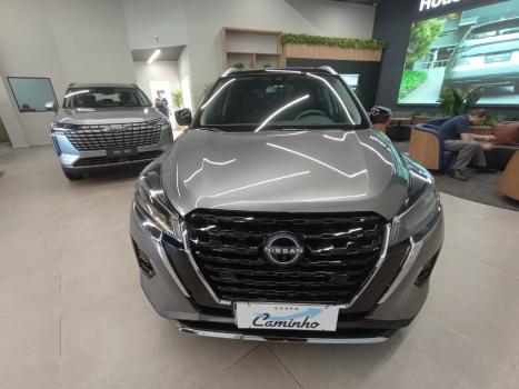 NISSAN Kicks 1.6 16V 4P FLEXSTART EXCLUSIVE XTRONIC AUTOM�TICO CVT, Foto 2