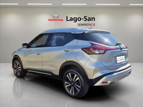 NISSAN Kicks 1.6 16V 4P FLEXSTART EXCLUSIVE XTRONIC AUTOM�TICO CVT, Foto 2