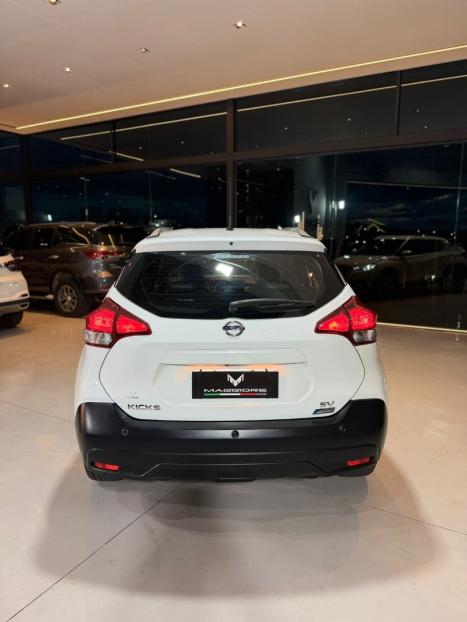 NISSAN Kicks 1.6 16V 4P FLEX SV X-TRONIC AUTOM�TICO CVT, Foto 9