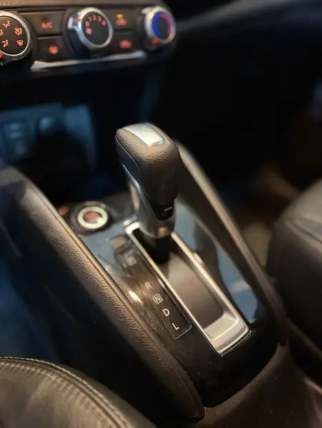 NISSAN Kicks 1.6 16V 4P FLEX SV X-TRONIC AUTOM�TICO CVT, Foto 14