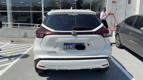 NISSAN Kicks 1.6 16V 4P FLEXSTART EXCLUSIVE XTRONIC AUTOM�TICO CVT, Foto 4