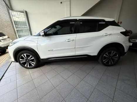 NISSAN Kicks 1.6 16V 4P FLEXSTART EXCLUSIVE XTRONIC AUTOM�TICO CVT, Foto 4