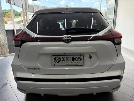 NISSAN Kicks 1.6 16V 4P FLEXSTART EXCLUSIVE XTRONIC AUTOM�TICO CVT, Foto 6