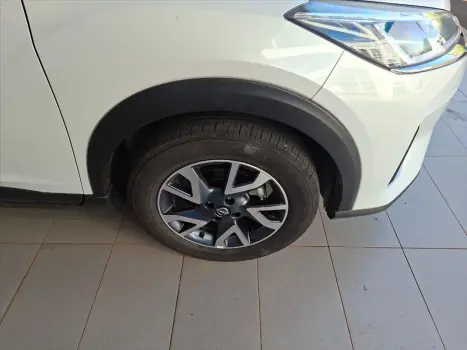 NISSAN Kicks 1.6 16V 4P FLEXSTART SENSE XTRONIC AUTOM�TICO CVT, Foto 9