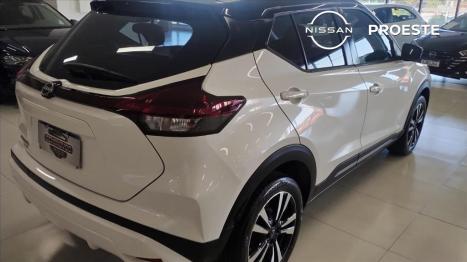 NISSAN Kicks 1.6 16V 4P FLEXSTART EXCLUSIVE XTRONIC AUTOM�TICO CVT, Foto 4