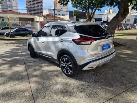 NISSAN Kicks 1.6 16V 4P FLEXSTART ADVANCE XTRONIC AUTOM�TICO CVT, Foto 3