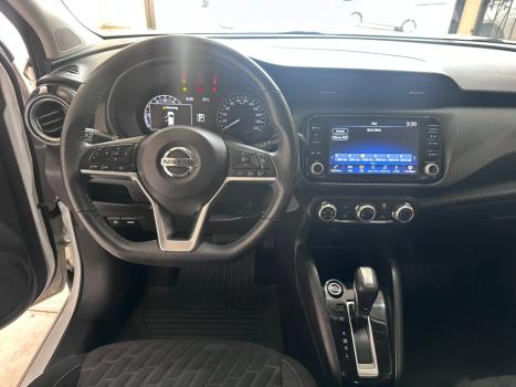 NISSAN Kicks 1.6 16V 4P FLEXSTART ADVANCE PLUS XTRONIC AUTOM�TICO CVT, Foto 4