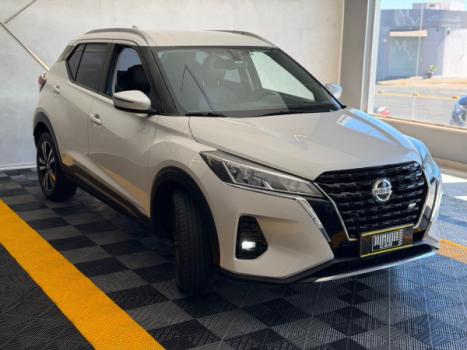 NISSAN Kicks 1.6 16V 4P FLEXSTART ADVANCE XTRONIC AUTOM�TICO CVT, Foto 3
