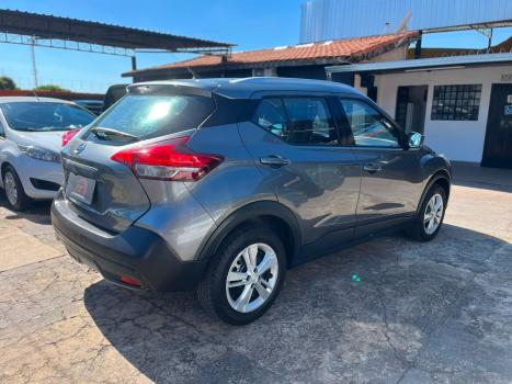 NISSAN Kicks 1.6 16V 4P FLEXSTART S DIRECT X-TRONIC AUTOM�TICO CVT, Foto 4