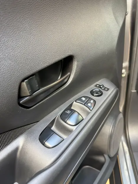 NISSAN Kicks 1.6 16V 4P FLEXSTART S DIRECT X-TRONIC AUTOM�TICO CVT, Foto 14