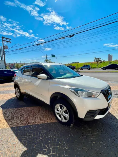 NISSAN Kicks 1.6 16V 4P FLEXSTART S DIRECT X-TRONIC AUTOM�TICO CVT, Foto 5