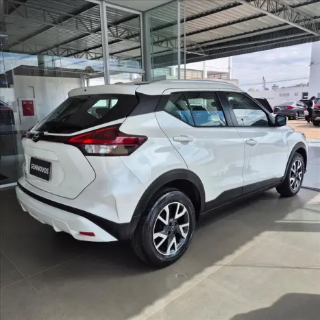 NISSAN Kicks 1.6 16V 4P FLEXSTART SENSE XTRONIC AUTOM�TICO CVT, Foto 4