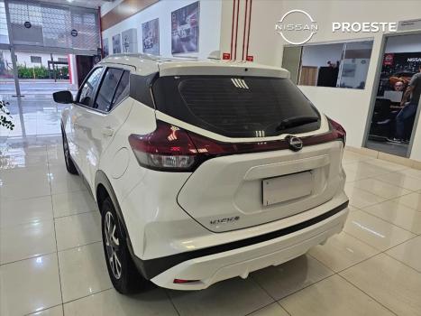 NISSAN Kicks 1.6 16V 4P FLEXSTART SENSE XTRONIC AUTOM�TICO CVT, Foto 3