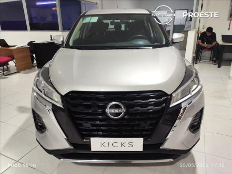 NISSAN Kicks Play 1.6 16V FLEXSTART ACTIVE PLUS XTRONIC AUTOM�TICO, Foto 2