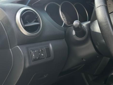 NISSAN Livina 1.8 16V 4P SL X-GEAR FLEX AUTOM�TICO, Foto 12