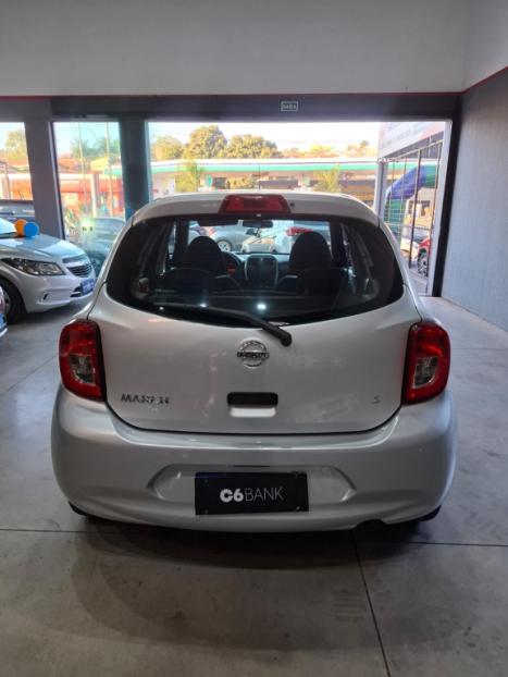 NISSAN March 1.0 12V 4P S FLEX, Foto 5