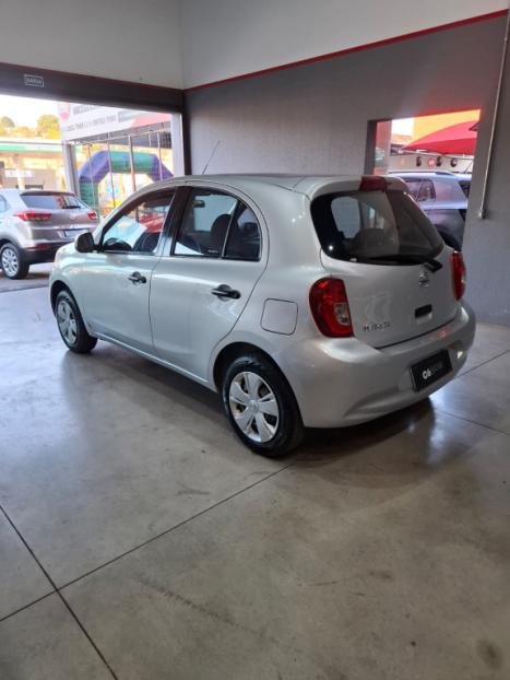 NISSAN March 1.0 12V 4P S FLEX, Foto 6