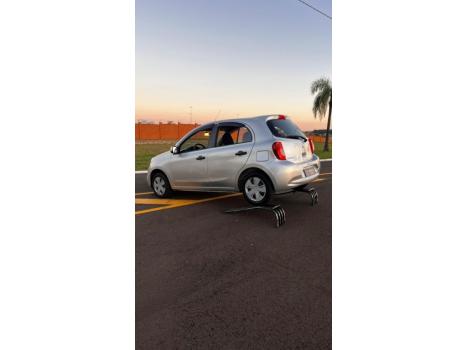 NISSAN March 1.0 12V 4P S FLEX, Foto 4