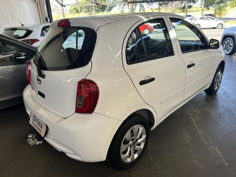 NISSAN March 1.0 12V 4P S FLEX, Foto 4