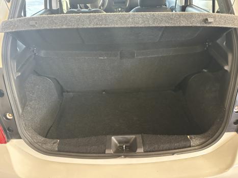 NISSAN March 1.0 12V 4P S FLEX, Foto 5