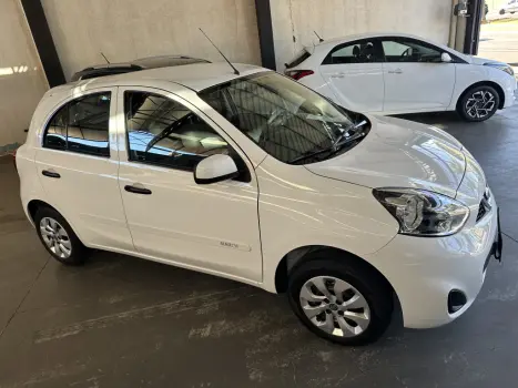NISSAN March 1.0 12V 4P S FLEX, Foto 9