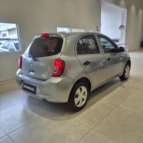 NISSAN March 1.0 12V 4P S FLEX, Foto 4