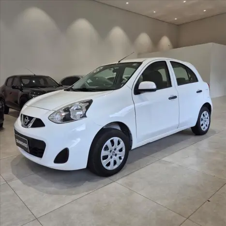 NISSAN March 1.0 12V 4P S FLEX, Foto 3