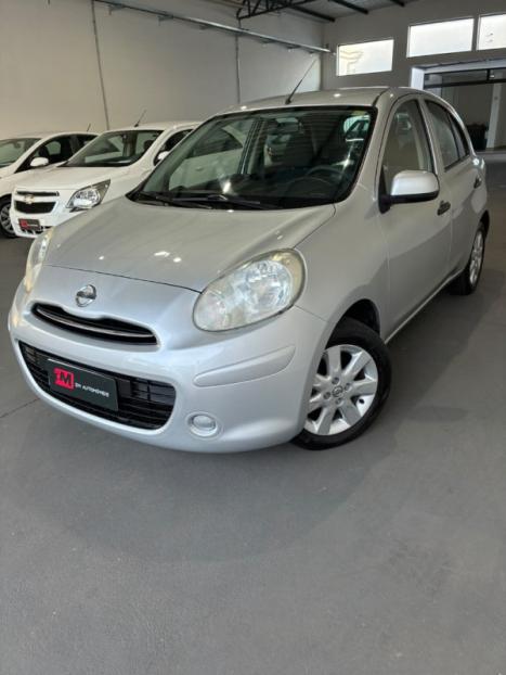 NISSAN March 1.0 12V 4P S FLEX, Foto 1