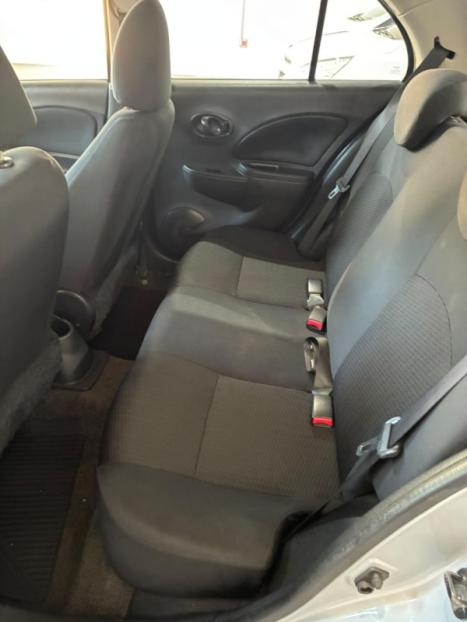 NISSAN March 1.0 12V 4P S FLEX, Foto 9