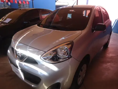 NISSAN March 1.0 16V 4P S FLEX, Foto 1