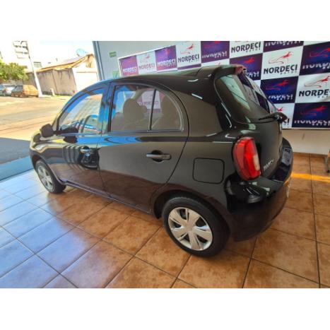 NISSAN March 1.0 16V 4P S FLEX, Foto 2