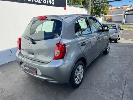 NISSAN March 1.0 16V 4P S FLEX, Foto 4
