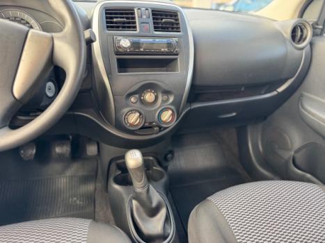 NISSAN March 1.0 16V 4P S FLEX, Foto 9