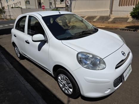 NISSAN March 1.0 16V 4P S FLEX, Foto 6