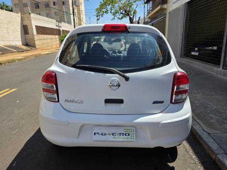 NISSAN March 1.0 16V 4P S FLEX, Foto 4