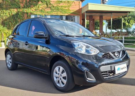 NISSAN March 1.0 16V 4P S FLEX, Foto 2