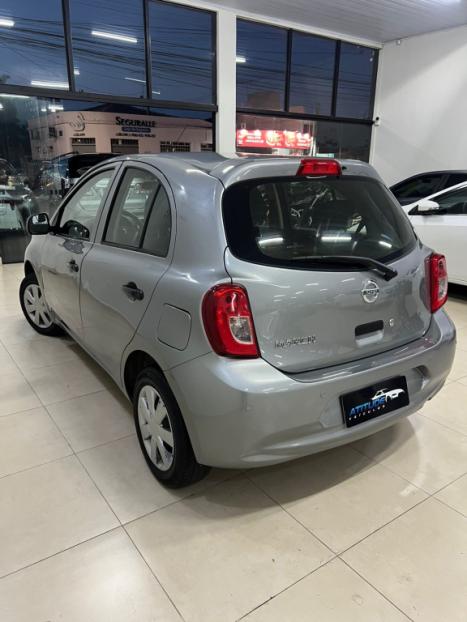 NISSAN March 1.0 16V 4P FLEX, Foto 4